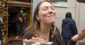 Titel picture of The art of being imperfect - woman eating messily